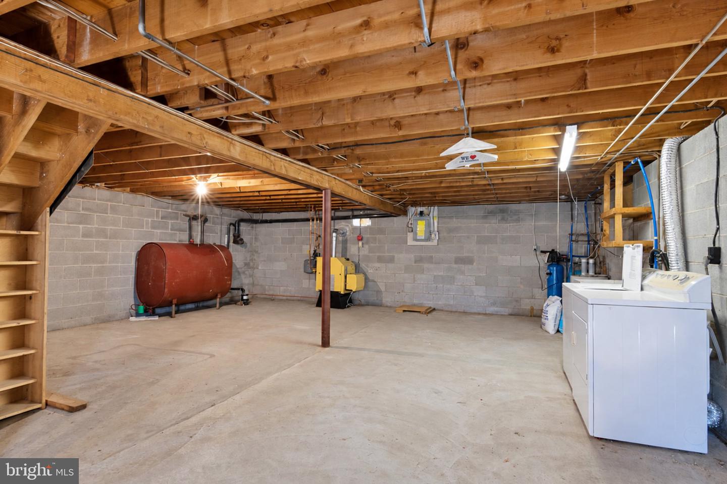 38 Locust Rd Property Photo 22