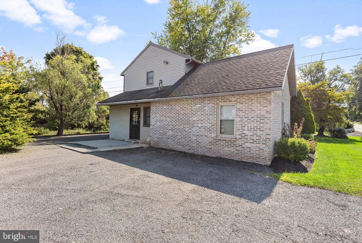4518 New Holland Rd Property Photo 1