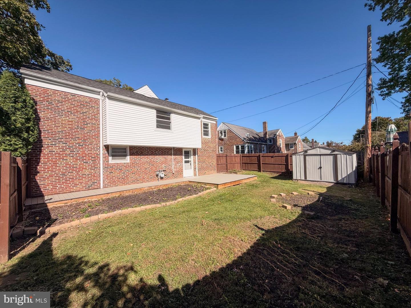 11 Harvey Ave Property Photo 4