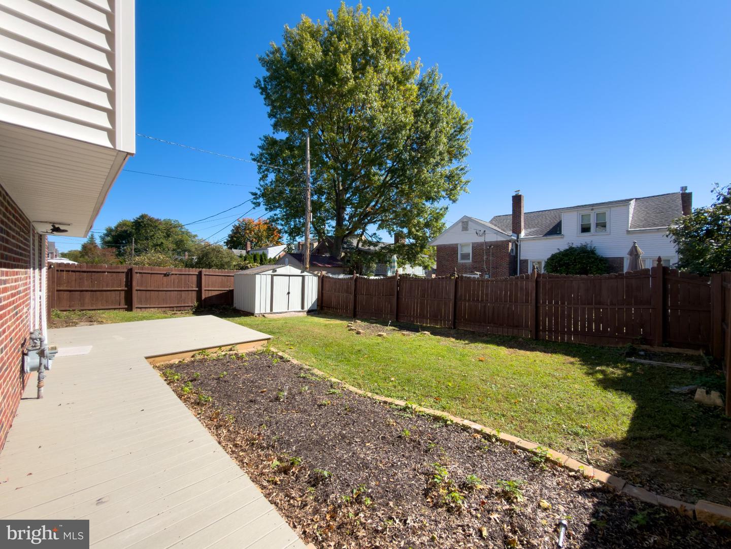 11 Harvey Ave Property Photo 5