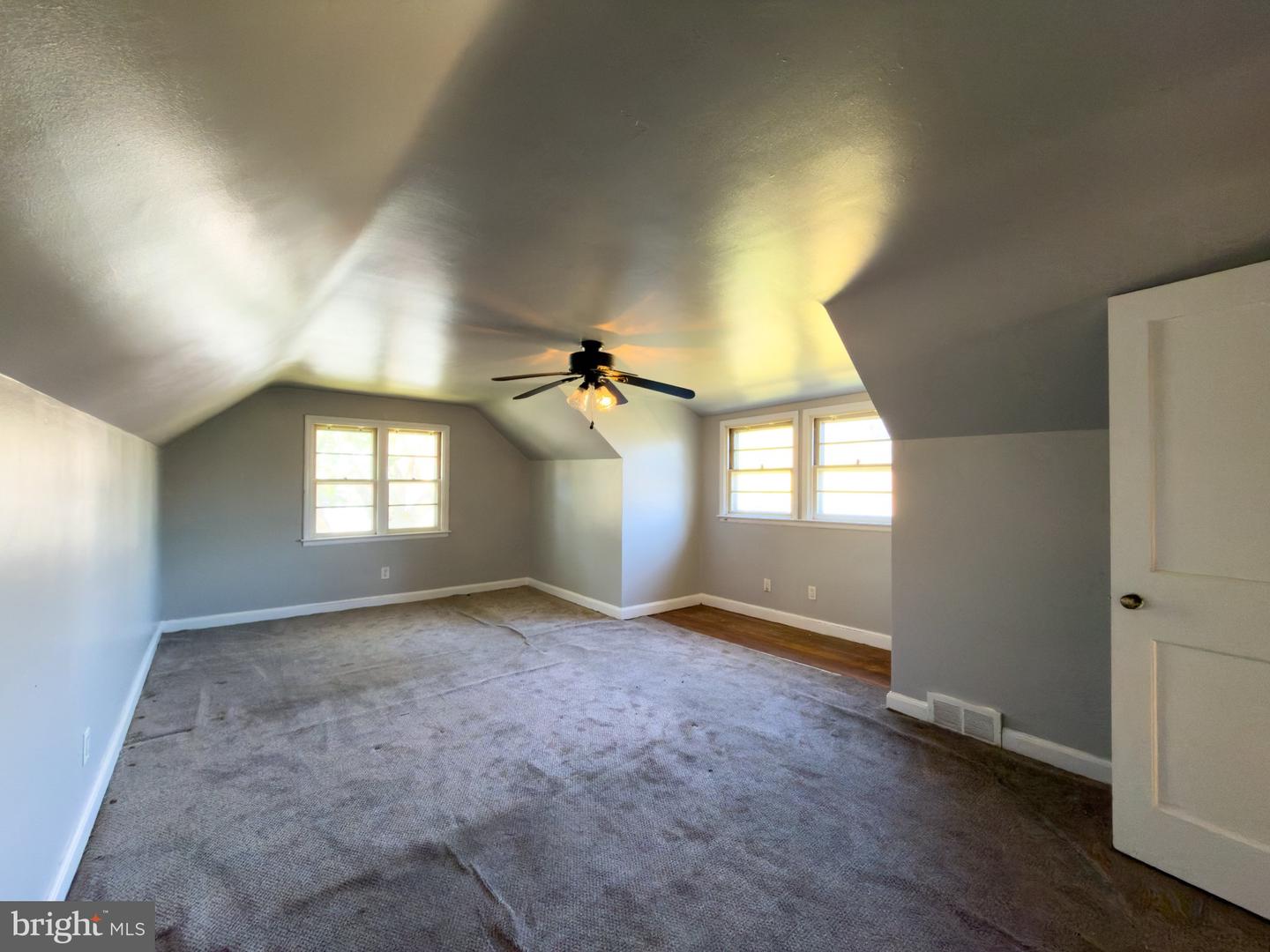11 Harvey Ave Property Photo 20