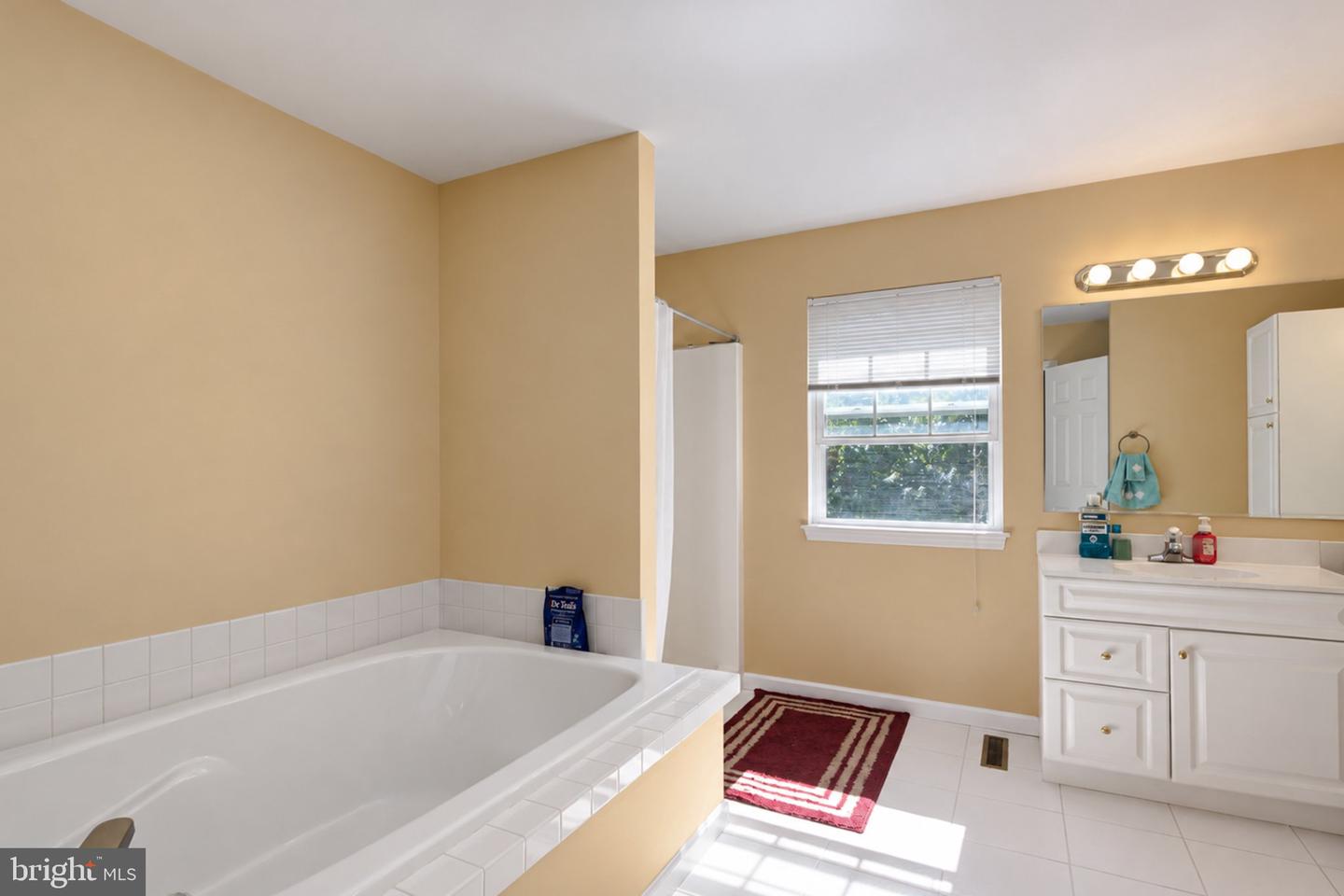 203 Barrington Dr Property Photo 20