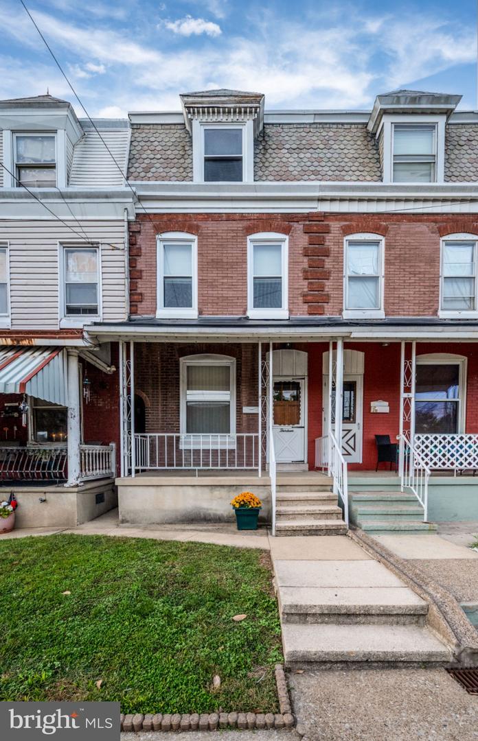13 BERNHART AVE Property Photo 1