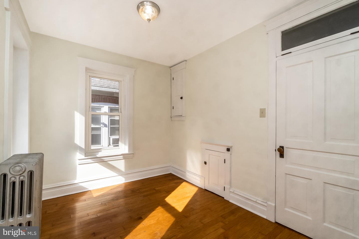 107 S Home Ave Property Photo 30