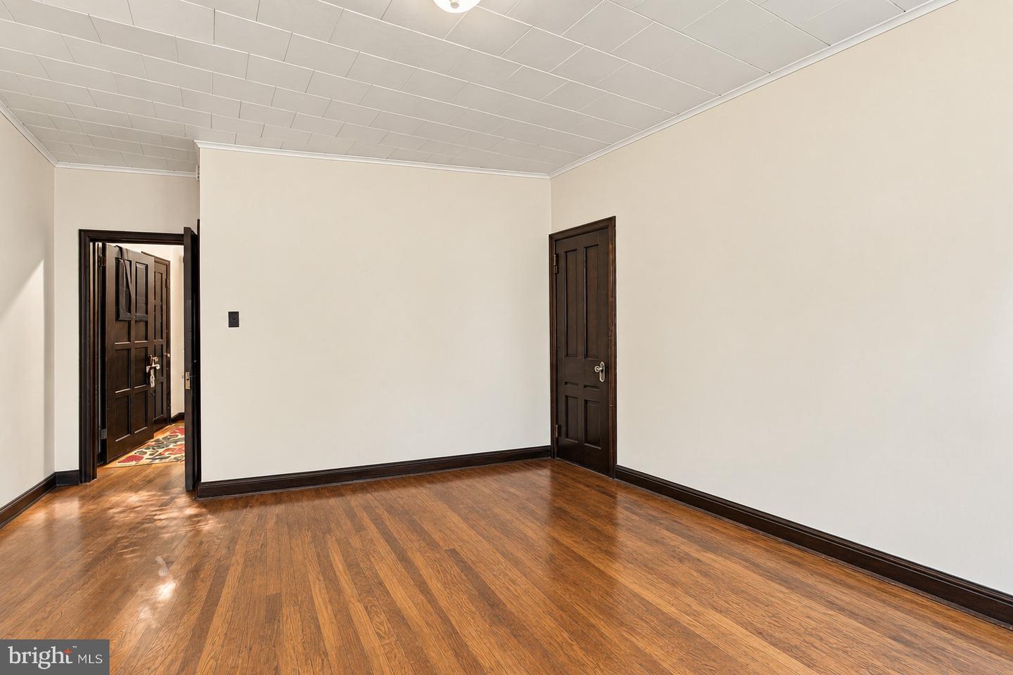 2601 Hollywood Ct Property Photo 26