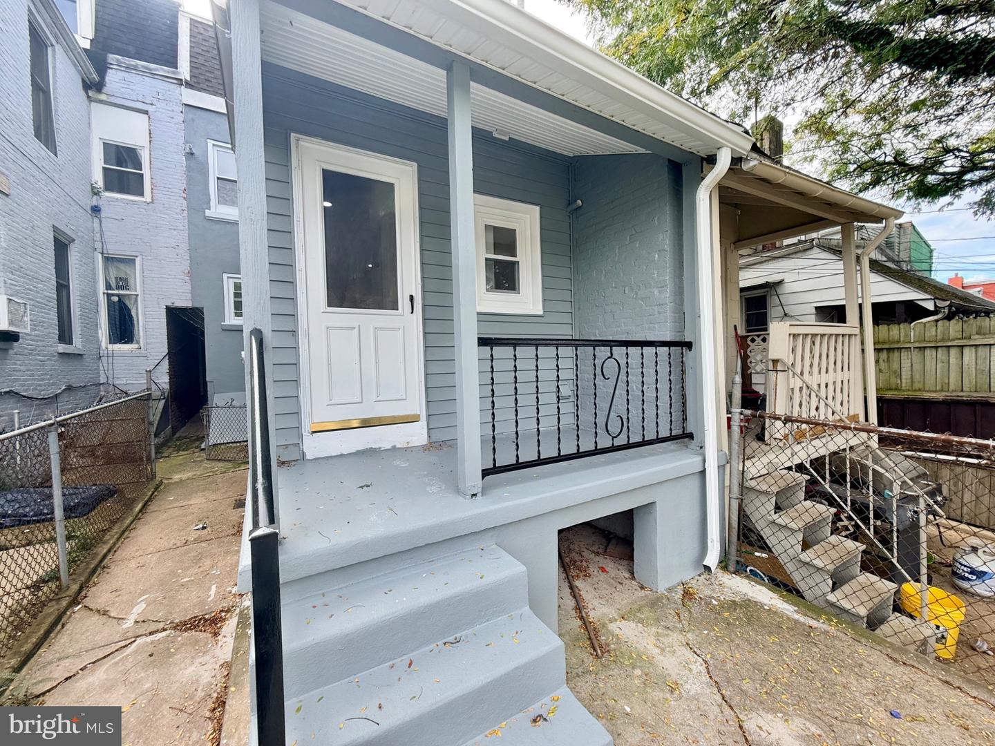 1649 Cotton St Property Photo 13