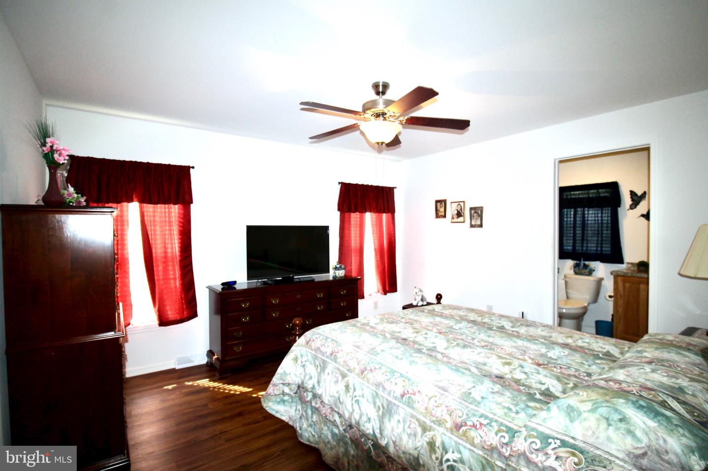 28 Dawn Dr Property Photo 12