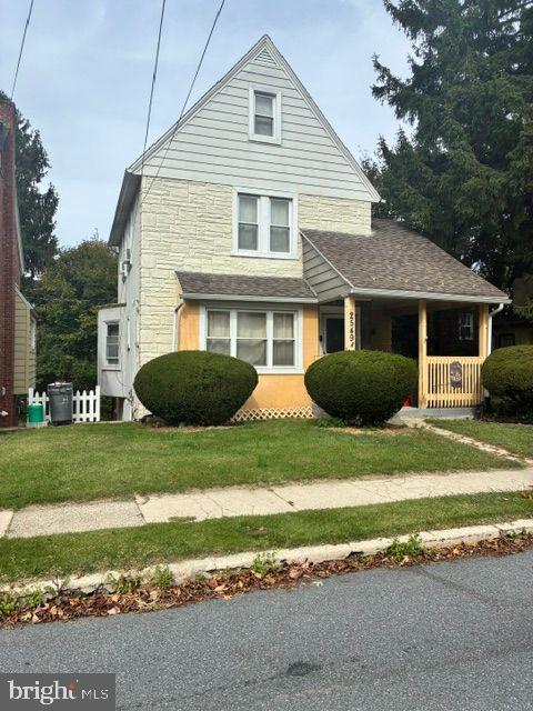 2549 GRANT ST Property Photo 1