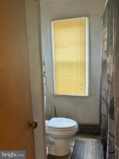 2549 Grant St Property Photo 8