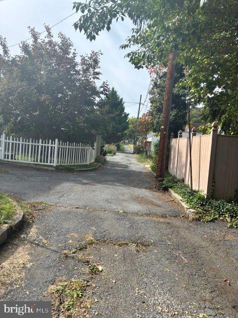 2549 Grant St Property Photo 21
