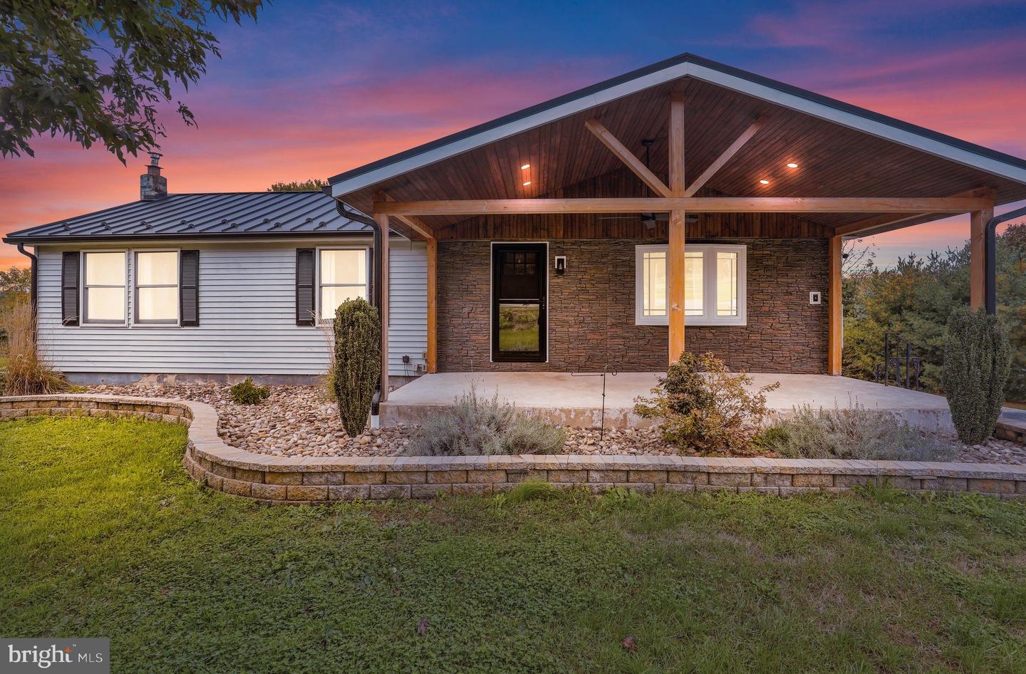 3913 Irish Creek Rd Property Photo 1