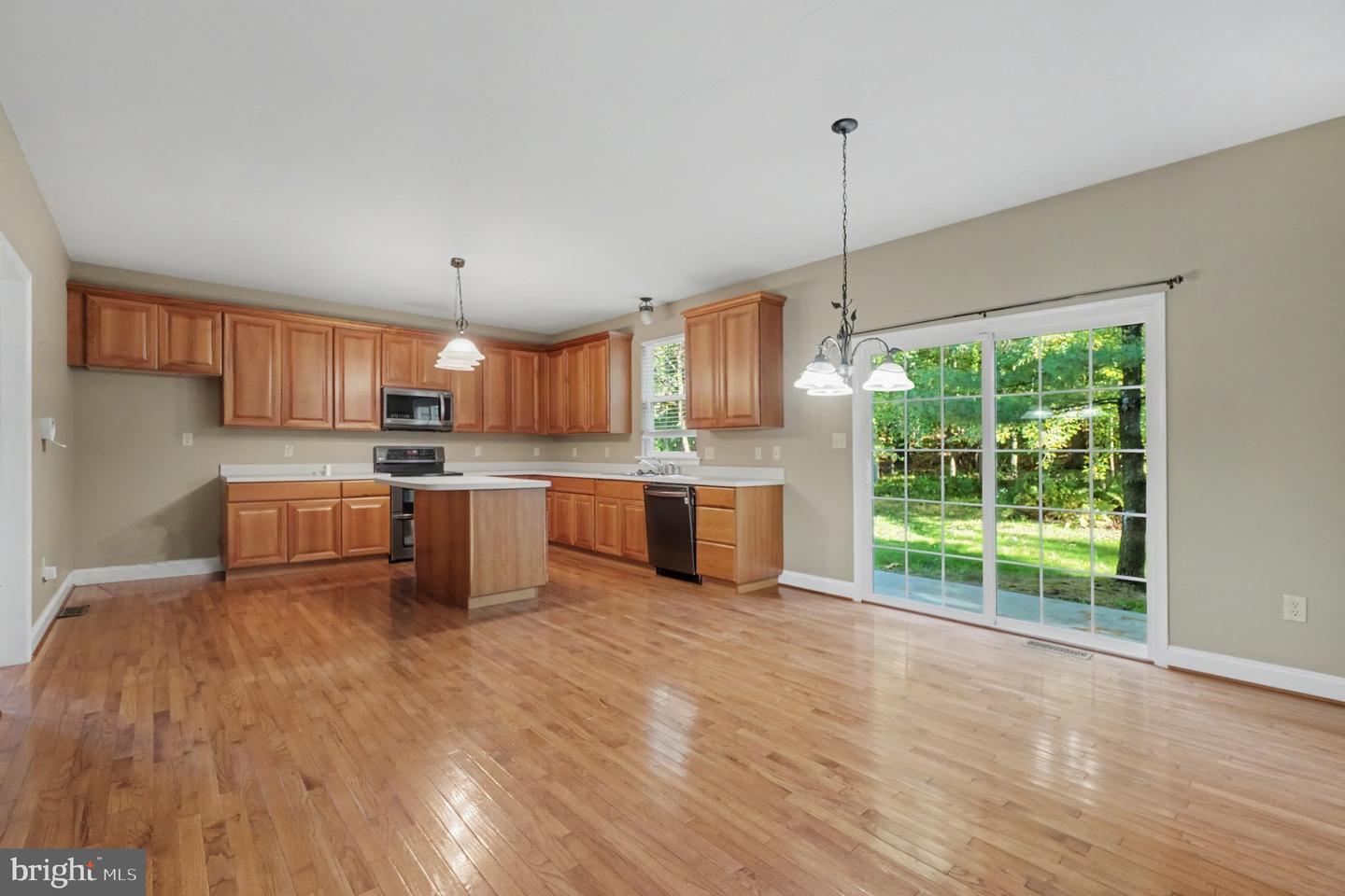 199 Kutz Rd Property Photo 2