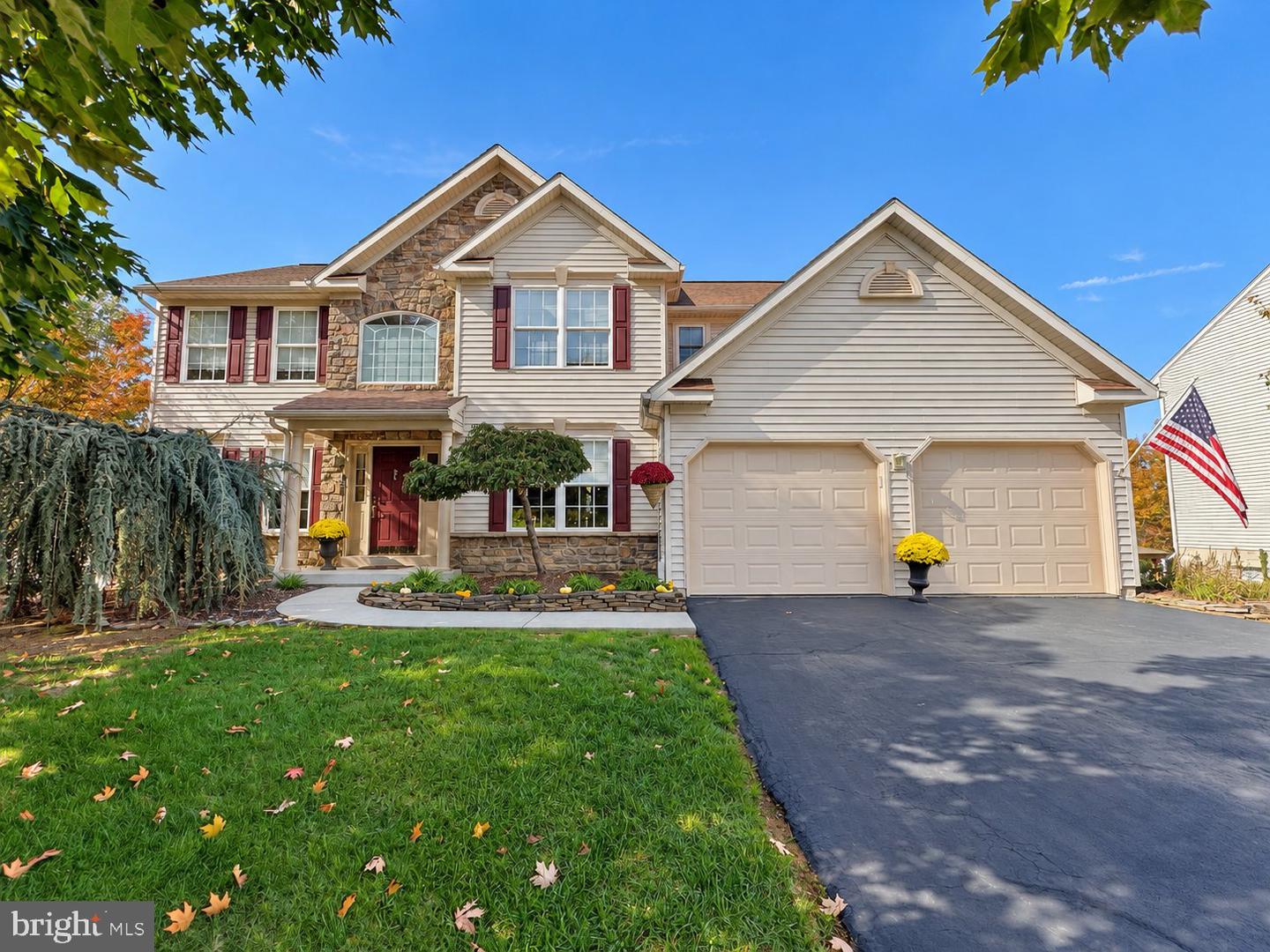 24 Pickwick Pl Property Photo 1