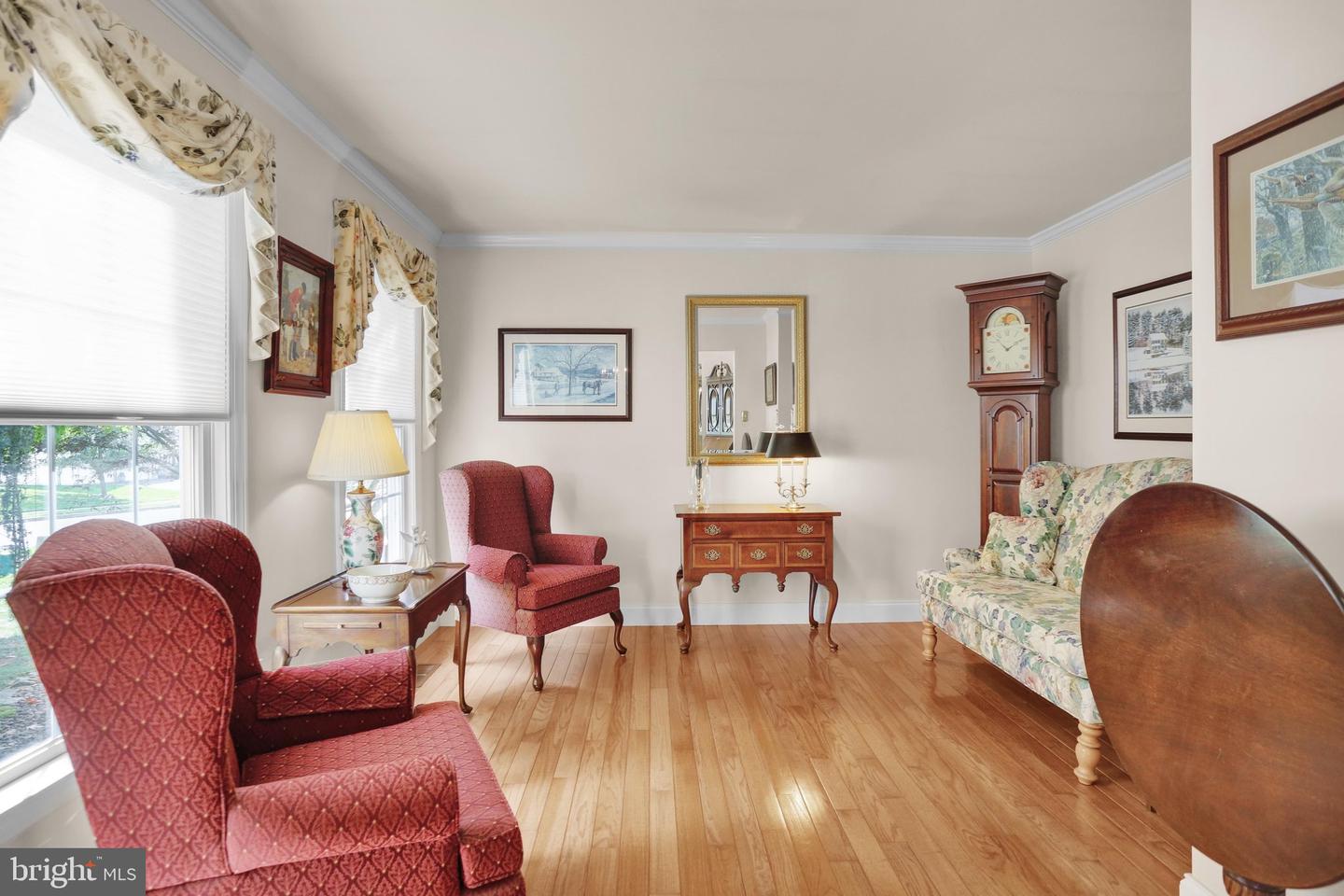 24 Pickwick Pl Property Photo 8
