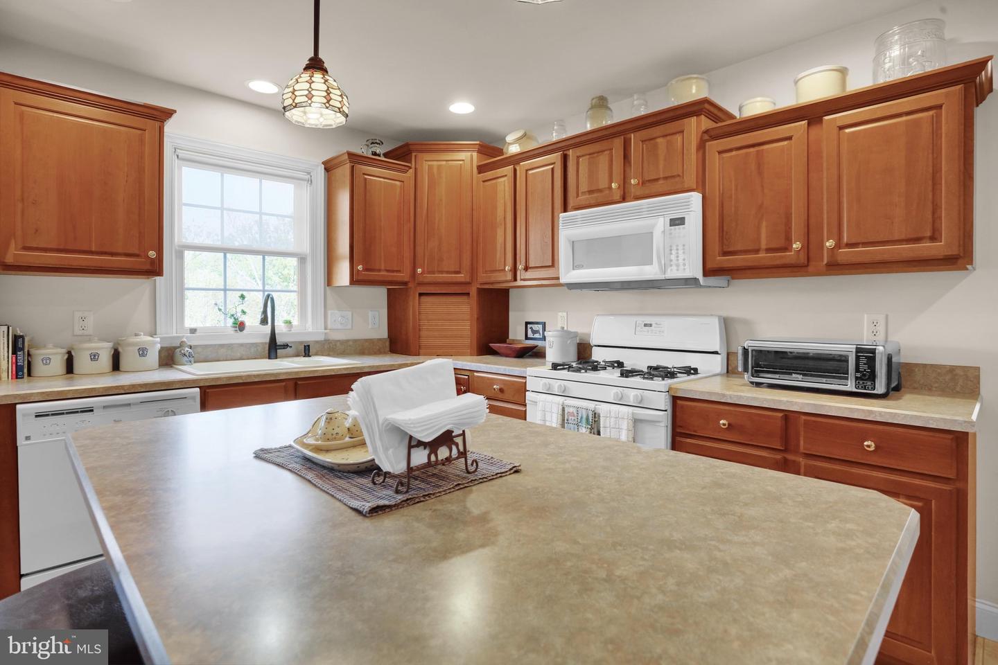 24 Pickwick Pl Property Photo 21
