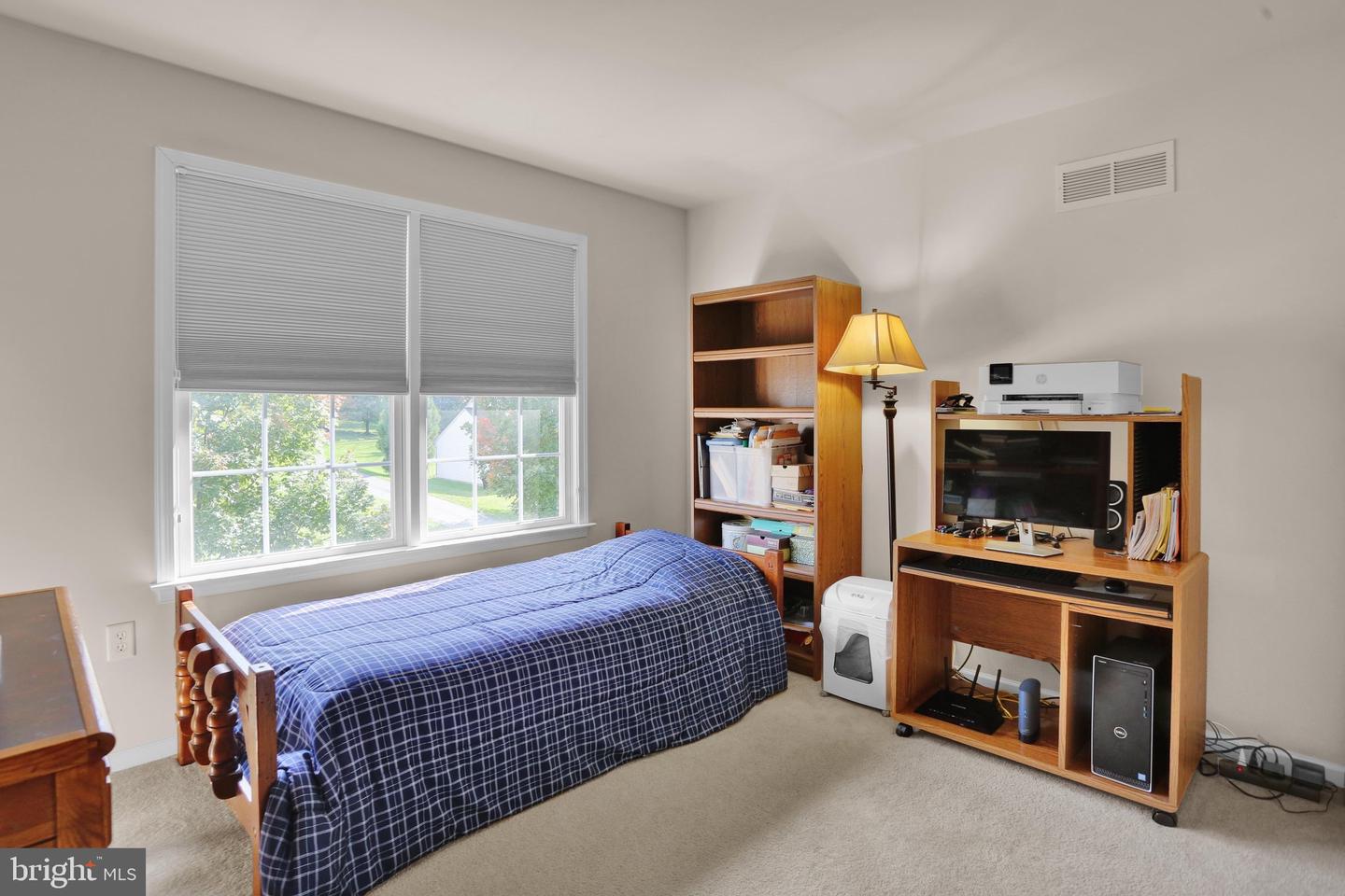 24 Pickwick Pl Property Photo 32