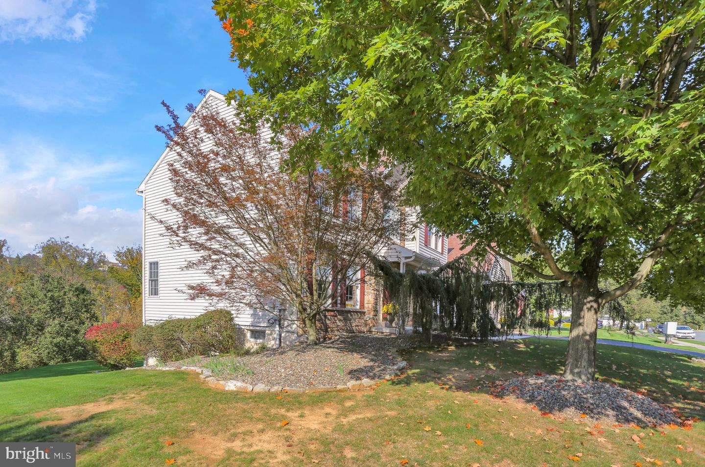 24 Pickwick Pl Property Photo 48
