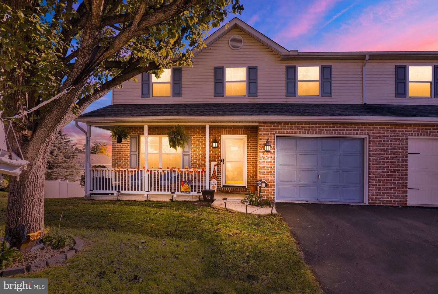 1023 Amity Cir Property Photo 1