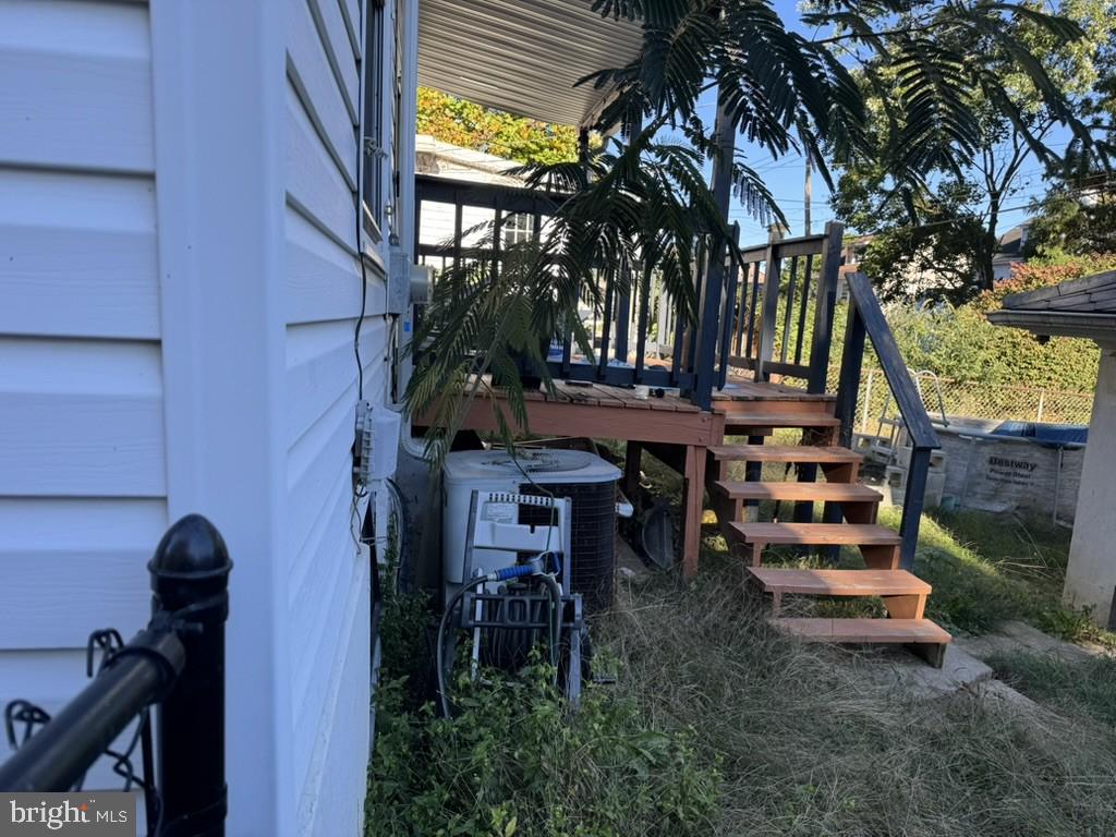 405 Carsonia Ave Property Photo 1
