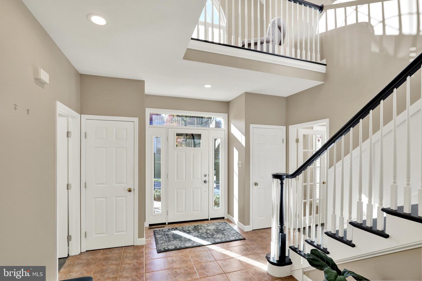 165 Roja Ln Property Photo 2