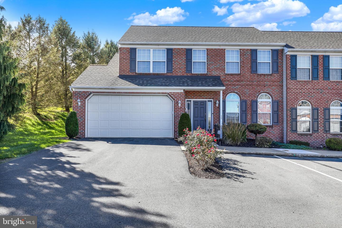 12 Bancroft Ter Property Photo 1