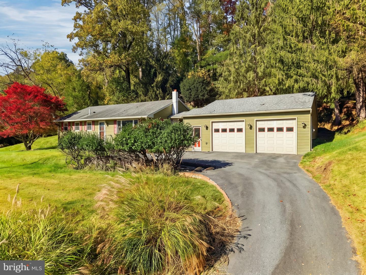 1712 Friedensburg Rd Property Photo 3