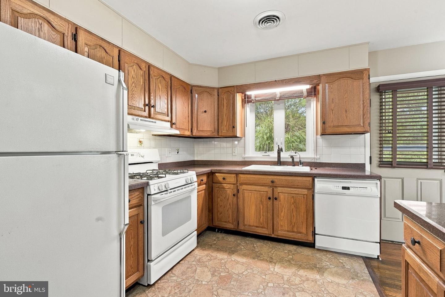 1712 Friedensburg Rd Property Photo 13