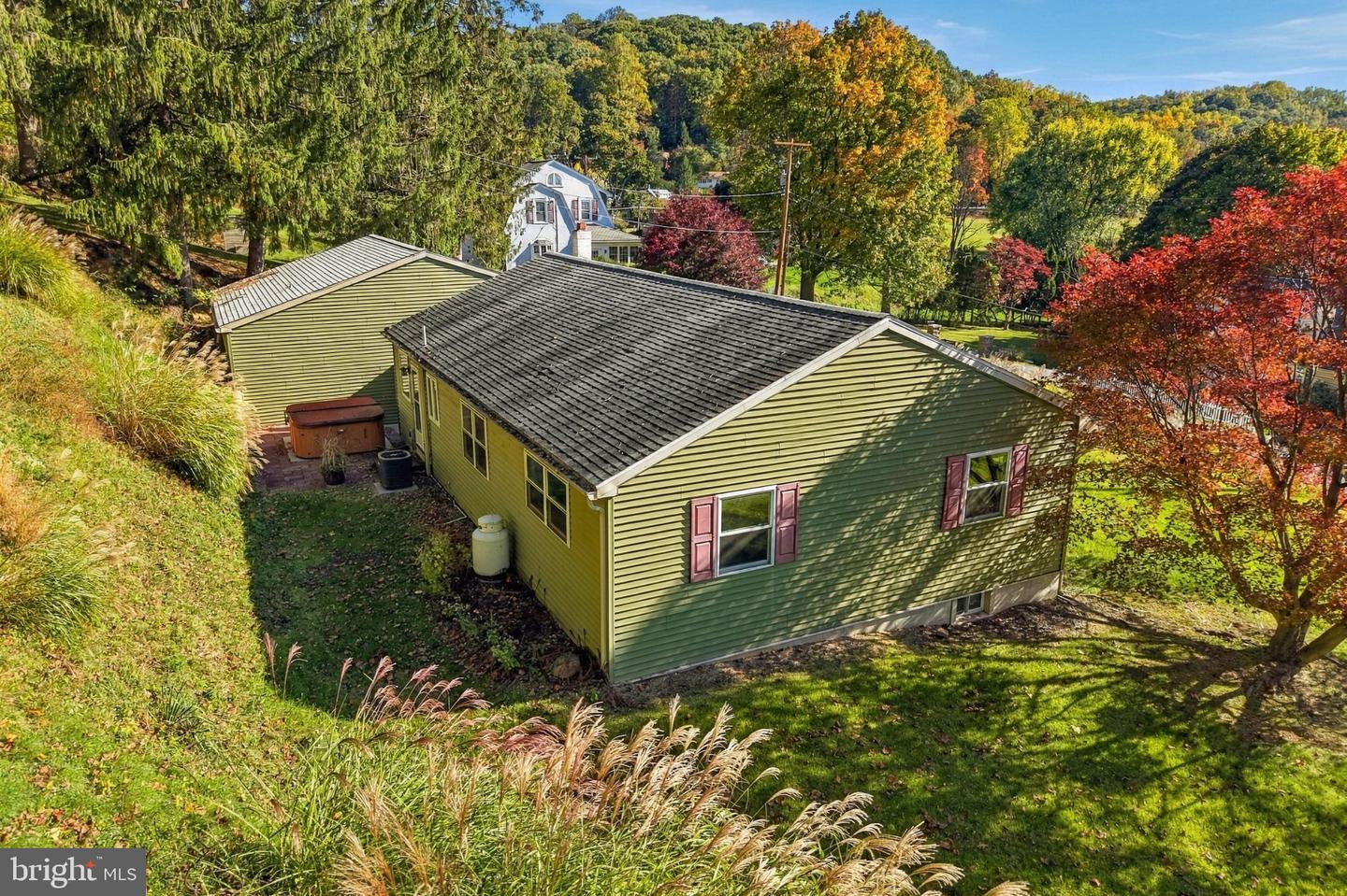 1712 Friedensburg Rd Property Photo 32