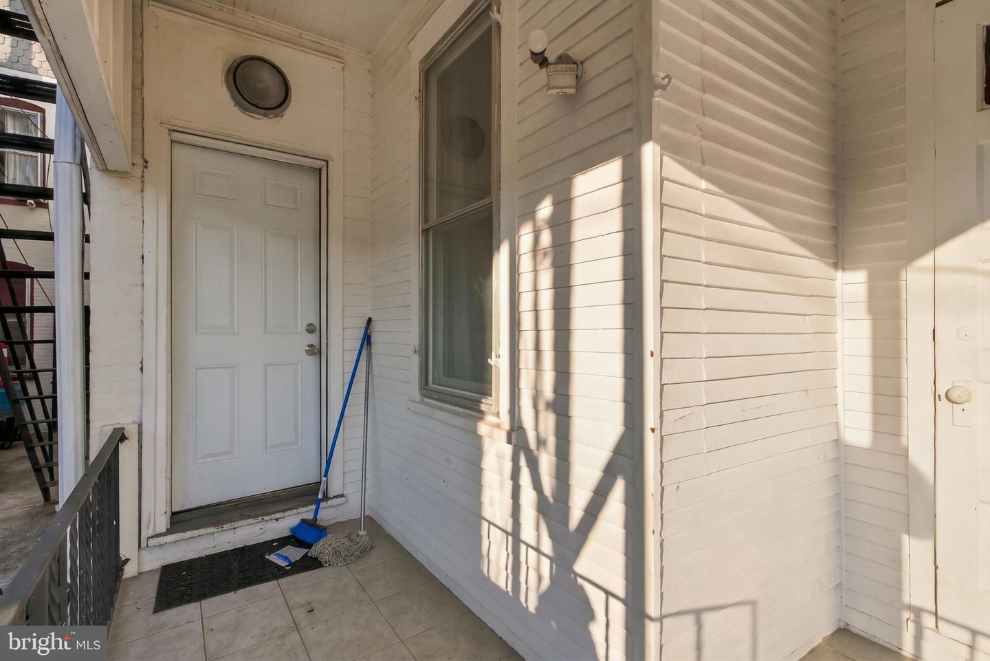 116 W Windsor St Property Photo 27
