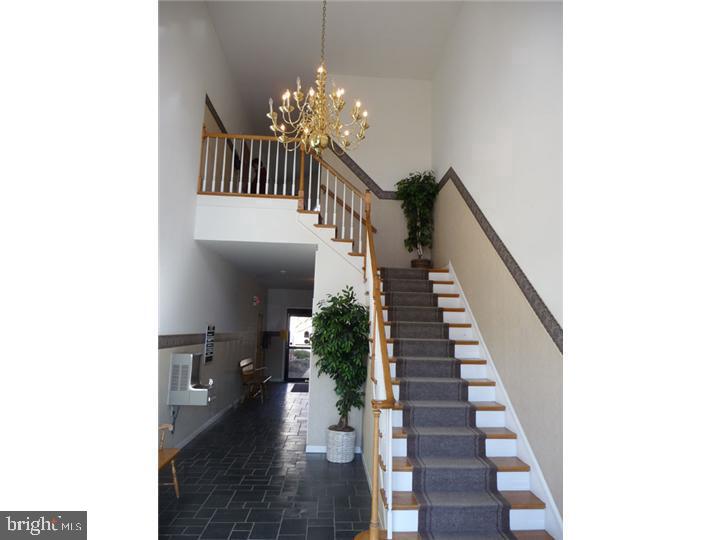 5 Hearthstone Ct #201 Property Photo 3