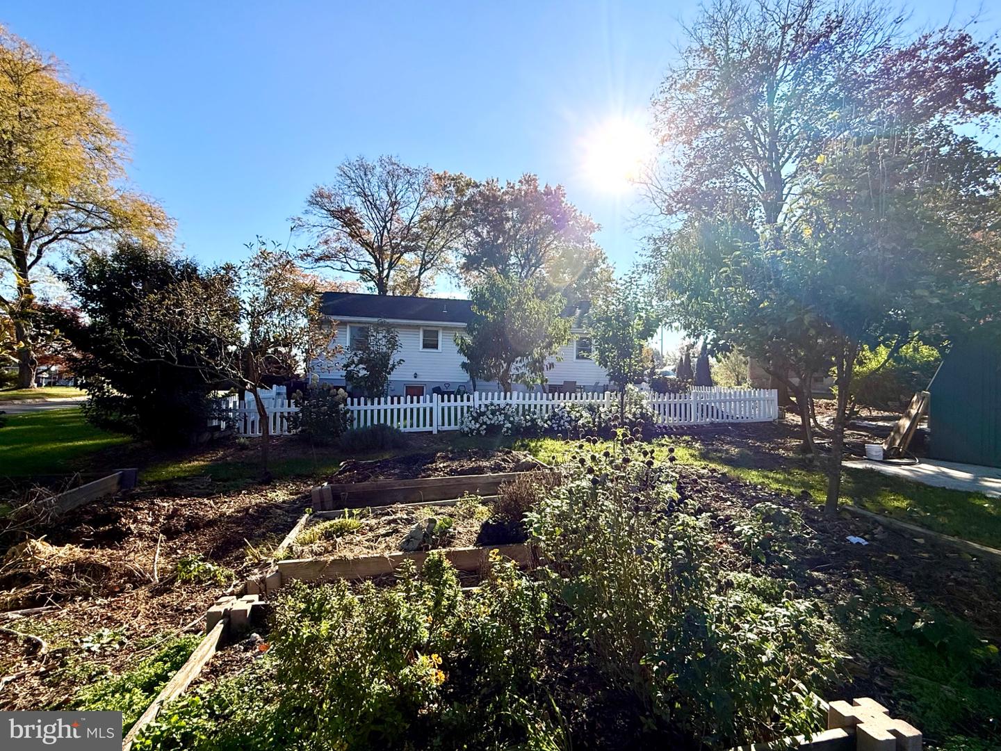 18 Virginia Ave Property Photo 6