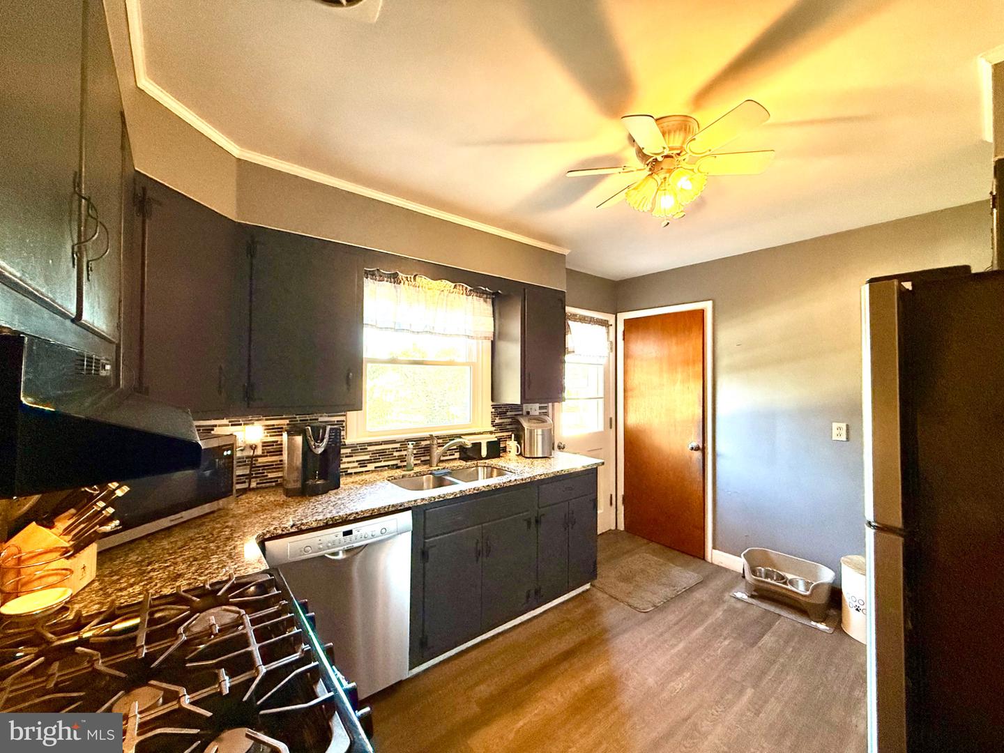 18 Virginia Ave Property Photo 20