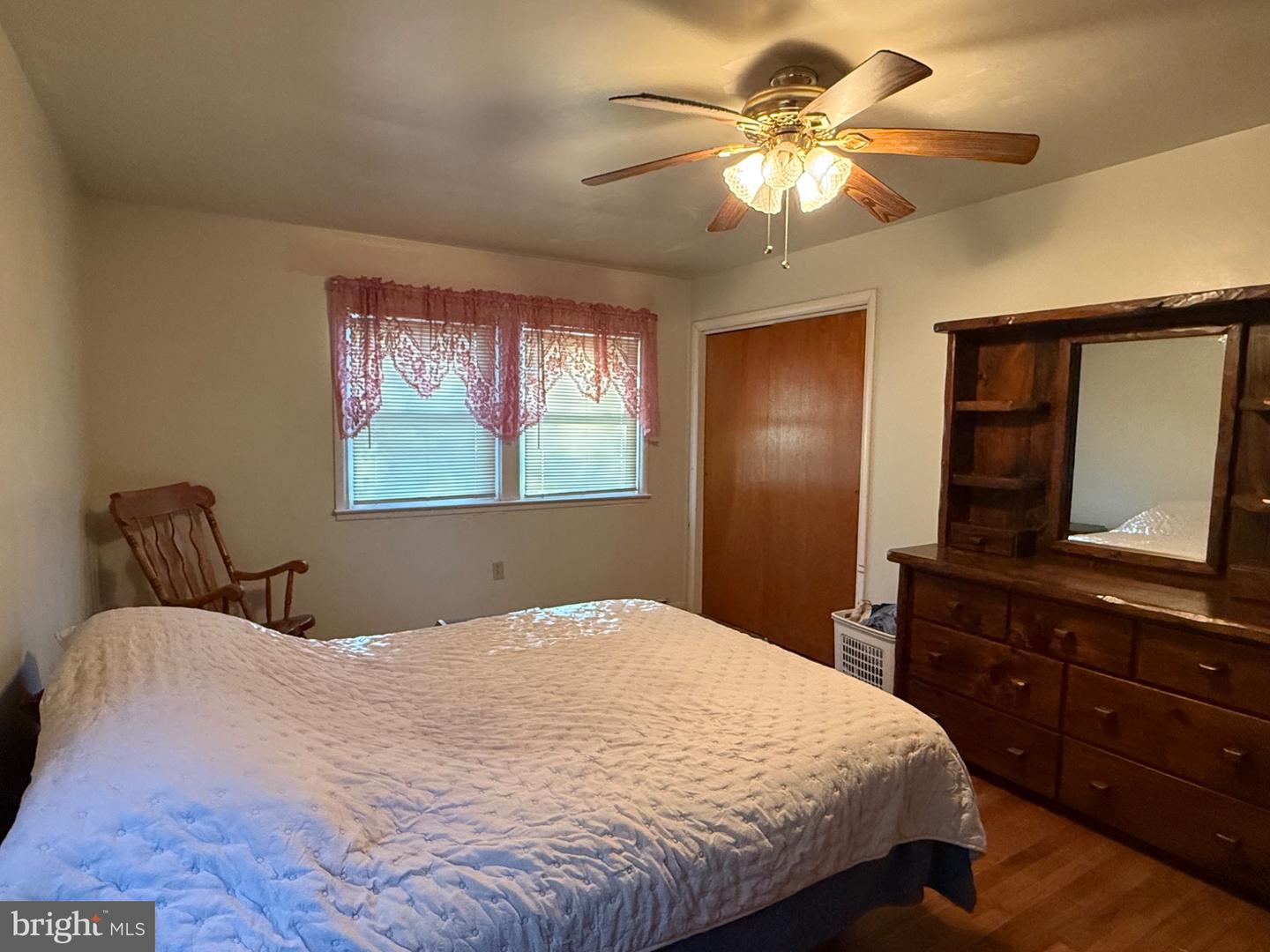 18 Virginia Ave Property Photo 22