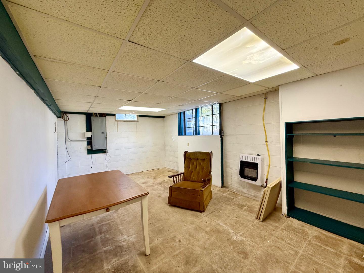 18 Virginia Ave Property Photo 27