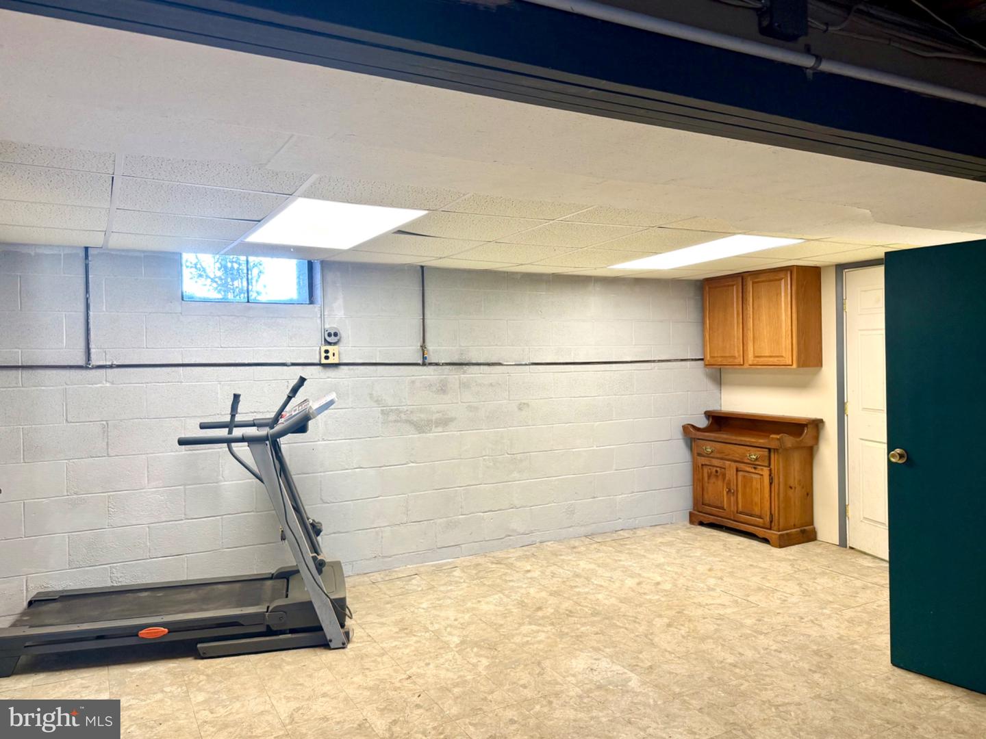 18 Virginia Ave Property Photo 31