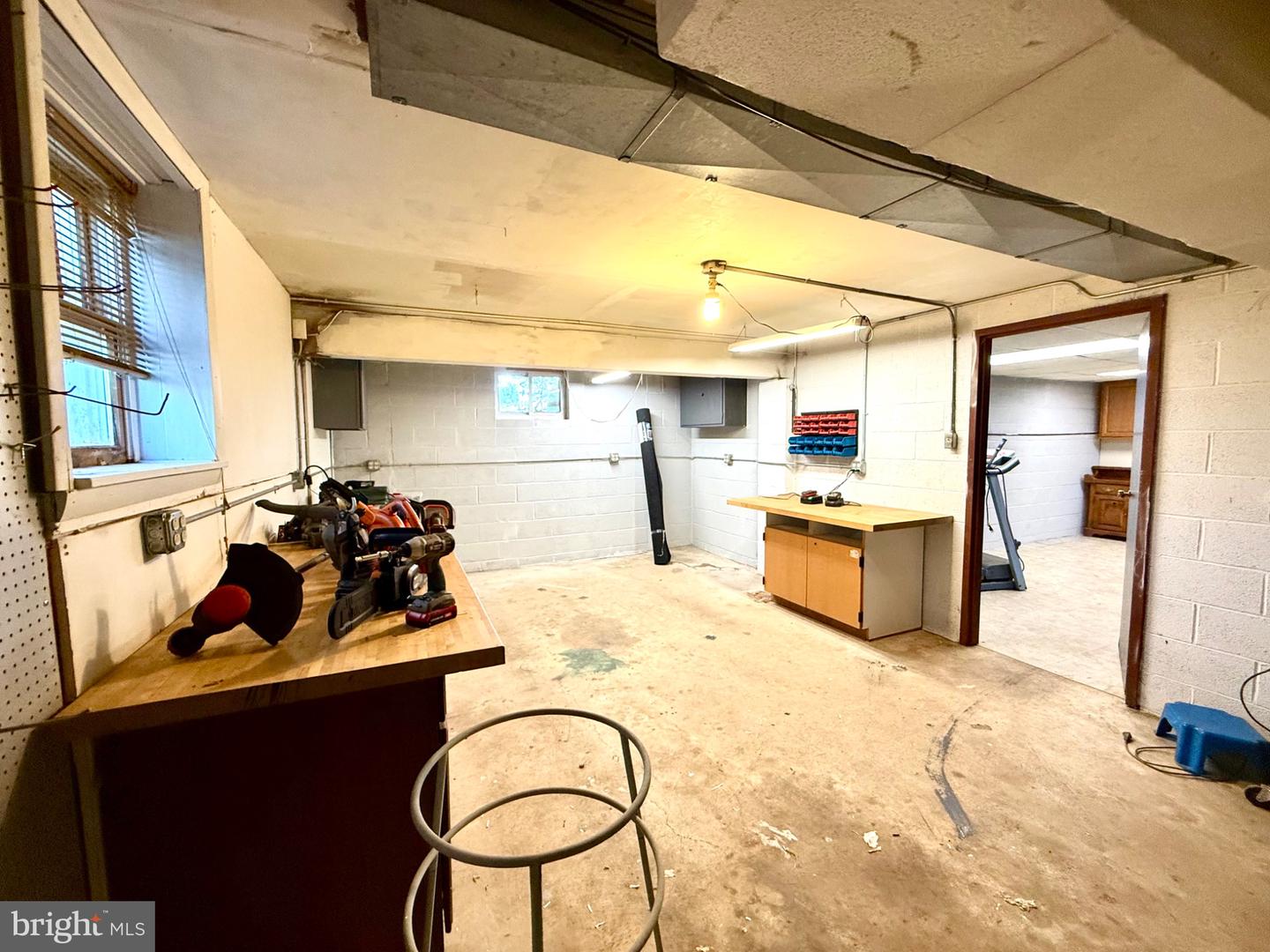 18 Virginia Ave Property Photo 33