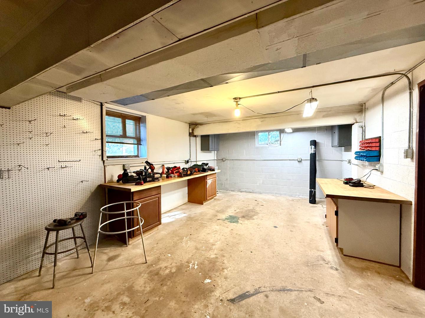 18 Virginia Ave Property Photo 34