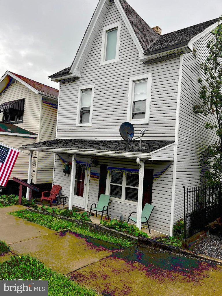 217 E Walnut Ave Property Photo