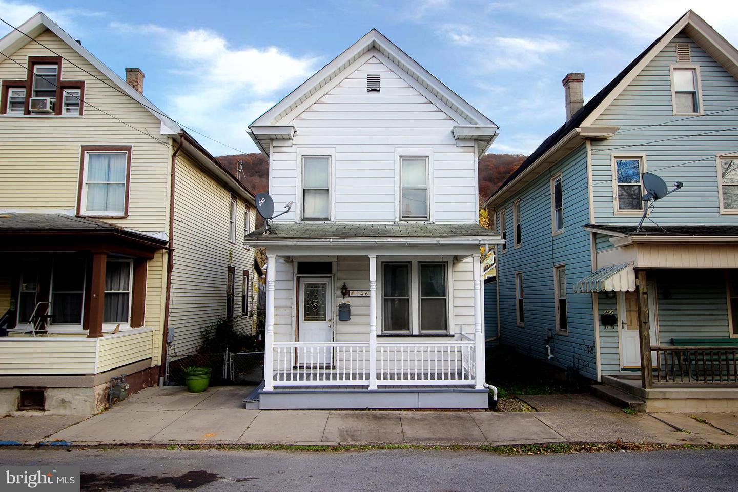 1464 Blair Ave Property Photo