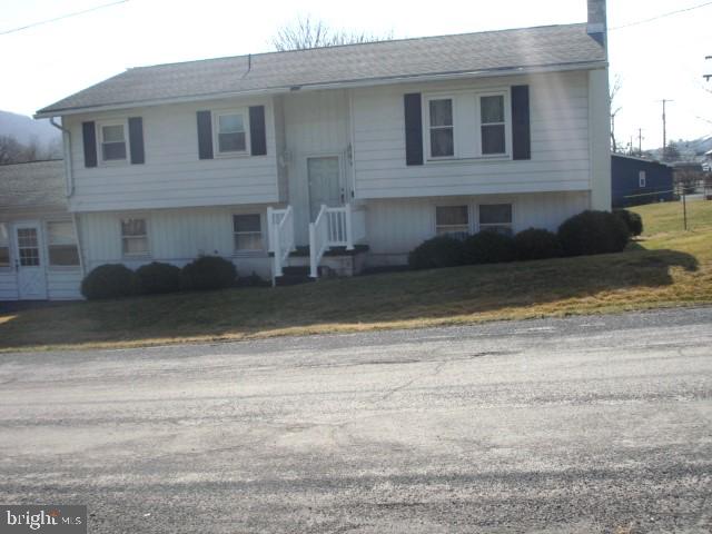 103 3rd St Property Photo