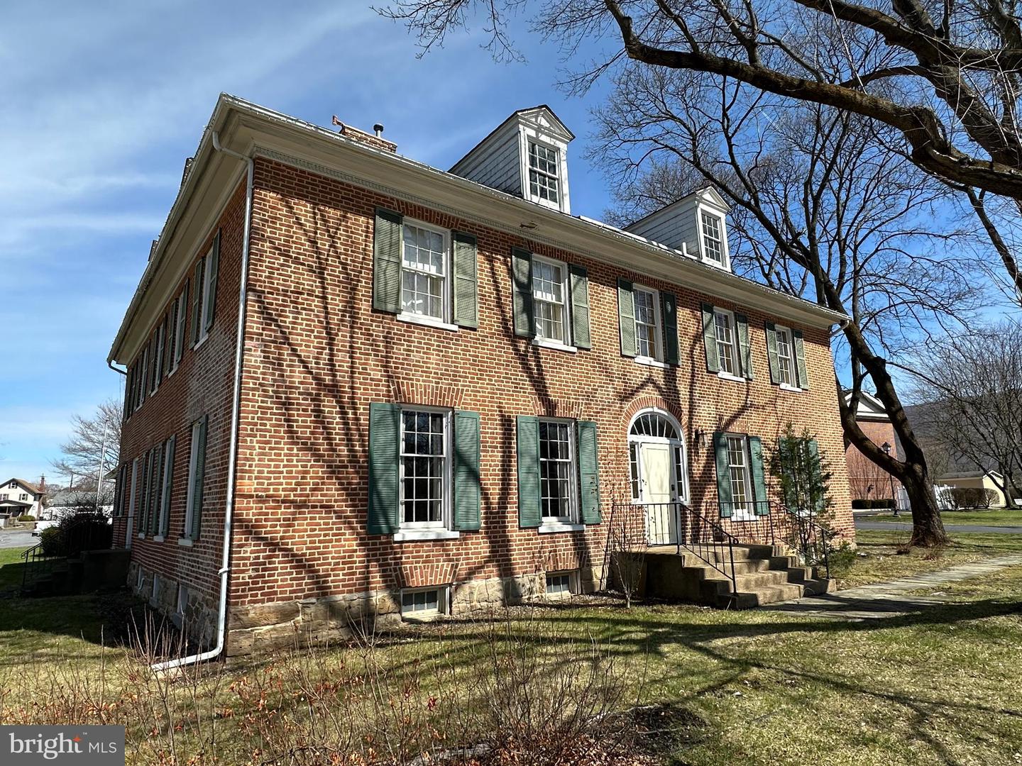 1 Main St. Property Photo 3