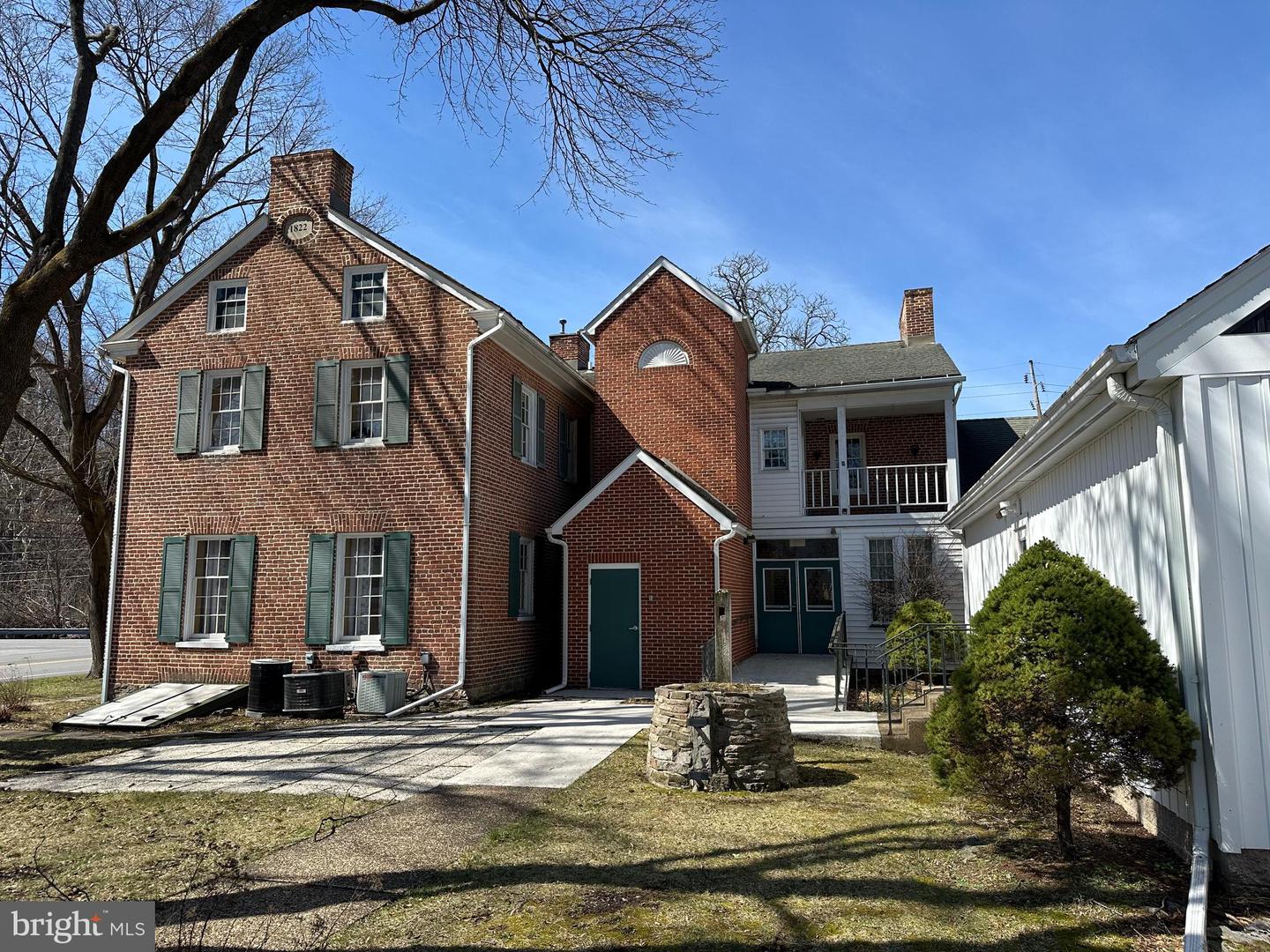 1 Main St. Property Photo 5