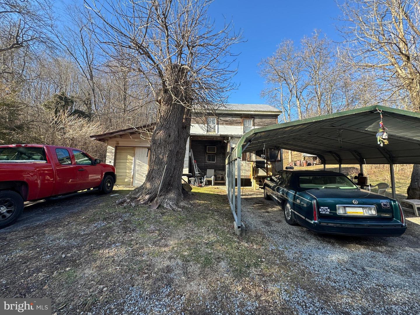 212 Benton Rd Property Photo 1