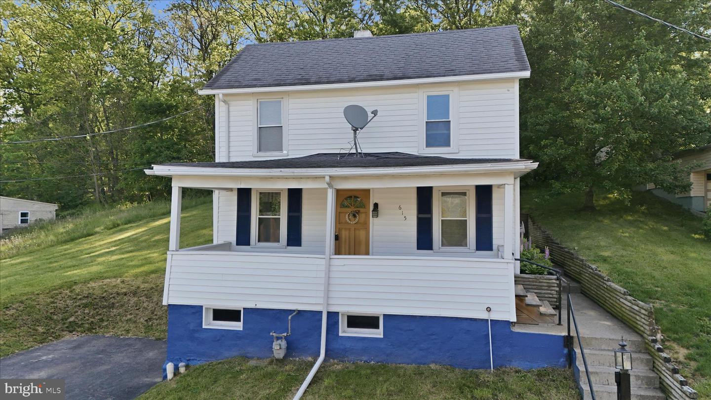 615 Jade Ave Property Photo 5