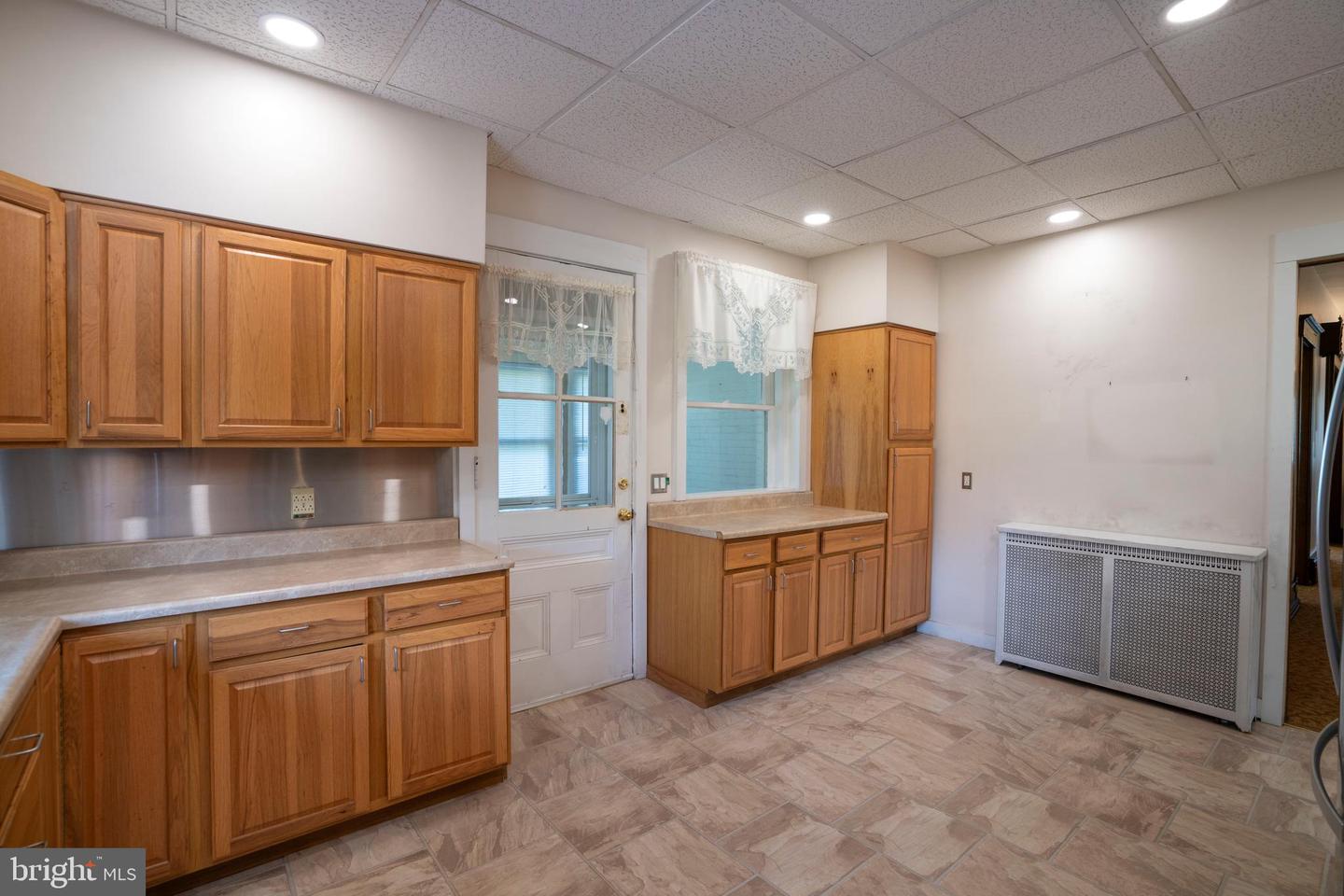 501 Walnut St Property Photo 18