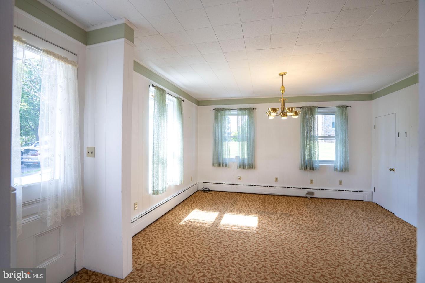 501 Walnut St Property Photo 23