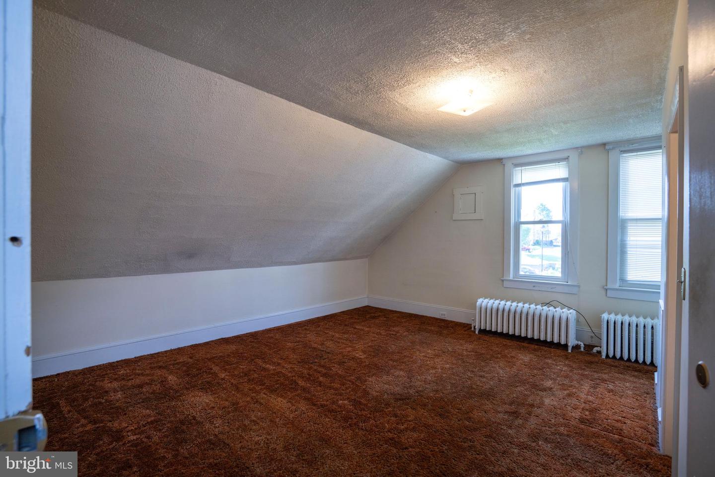 501 Walnut St Property Photo 54