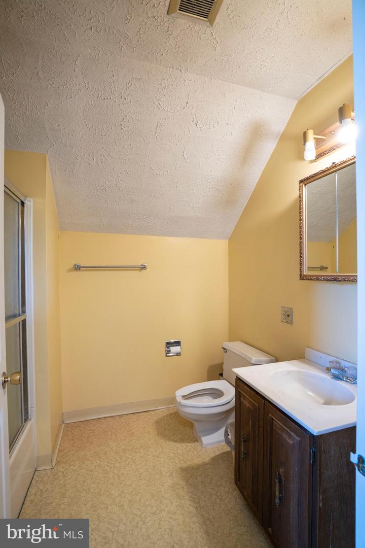 501 Walnut St Property Photo 57
