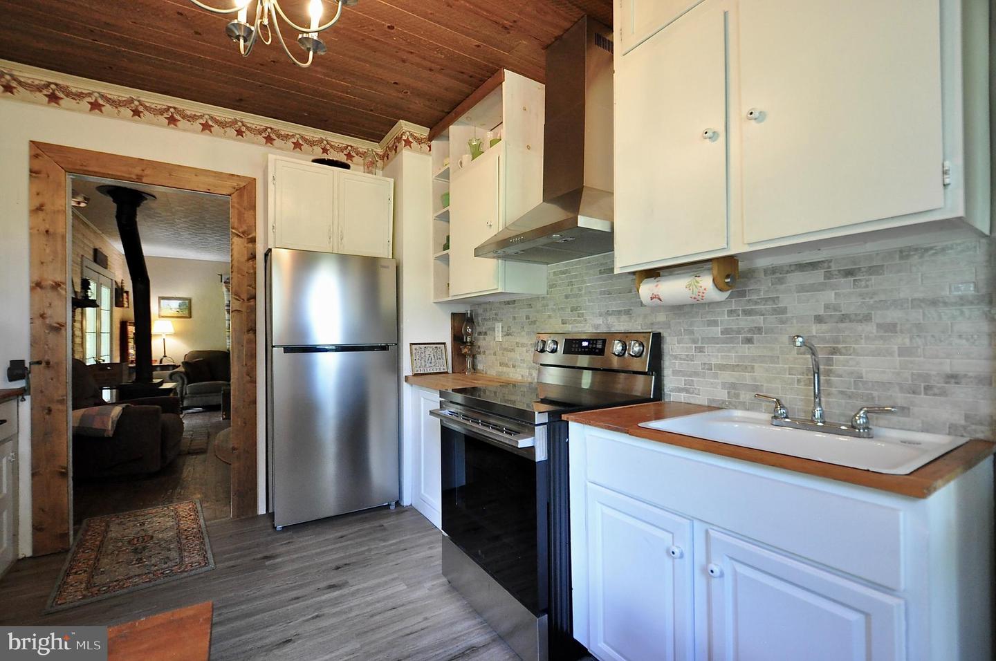 231 Bear Ridge Property Photo 5