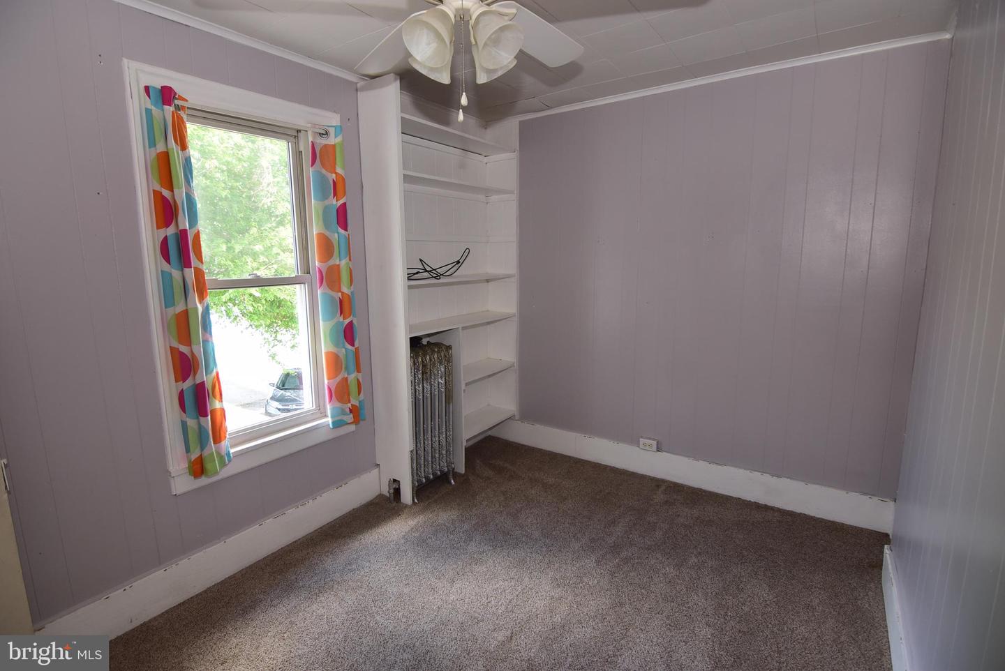 1355 Logan Ave Property Photo 34